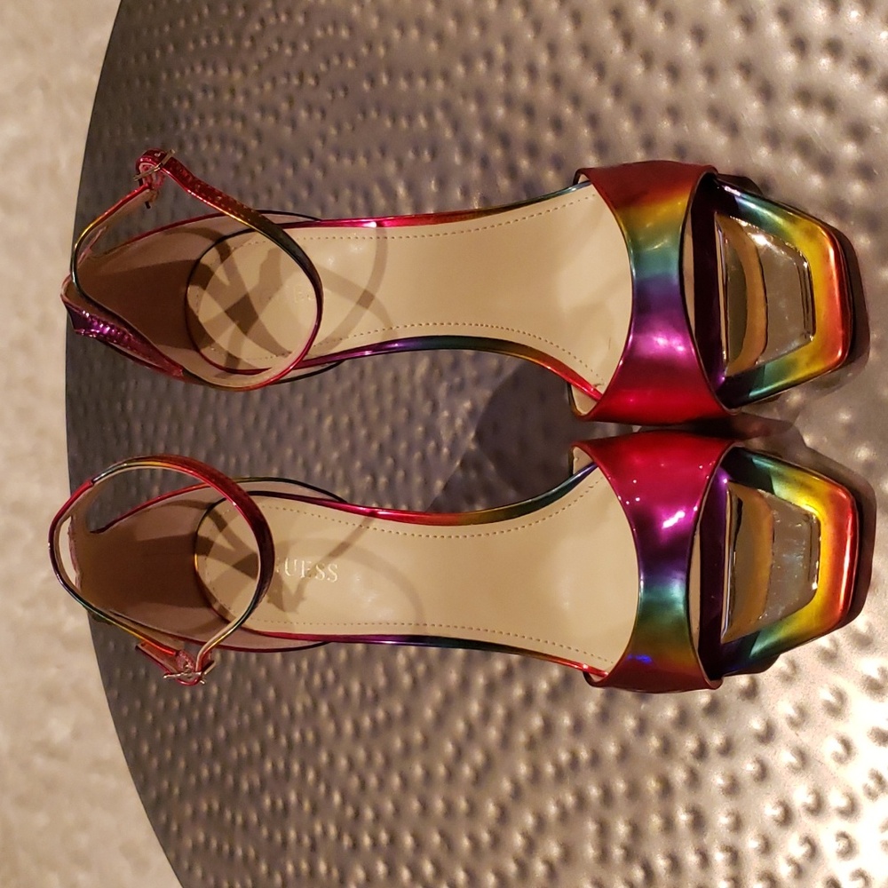 Guess Divine Pump Sz 10..4 in heel - Picture 4 of 5